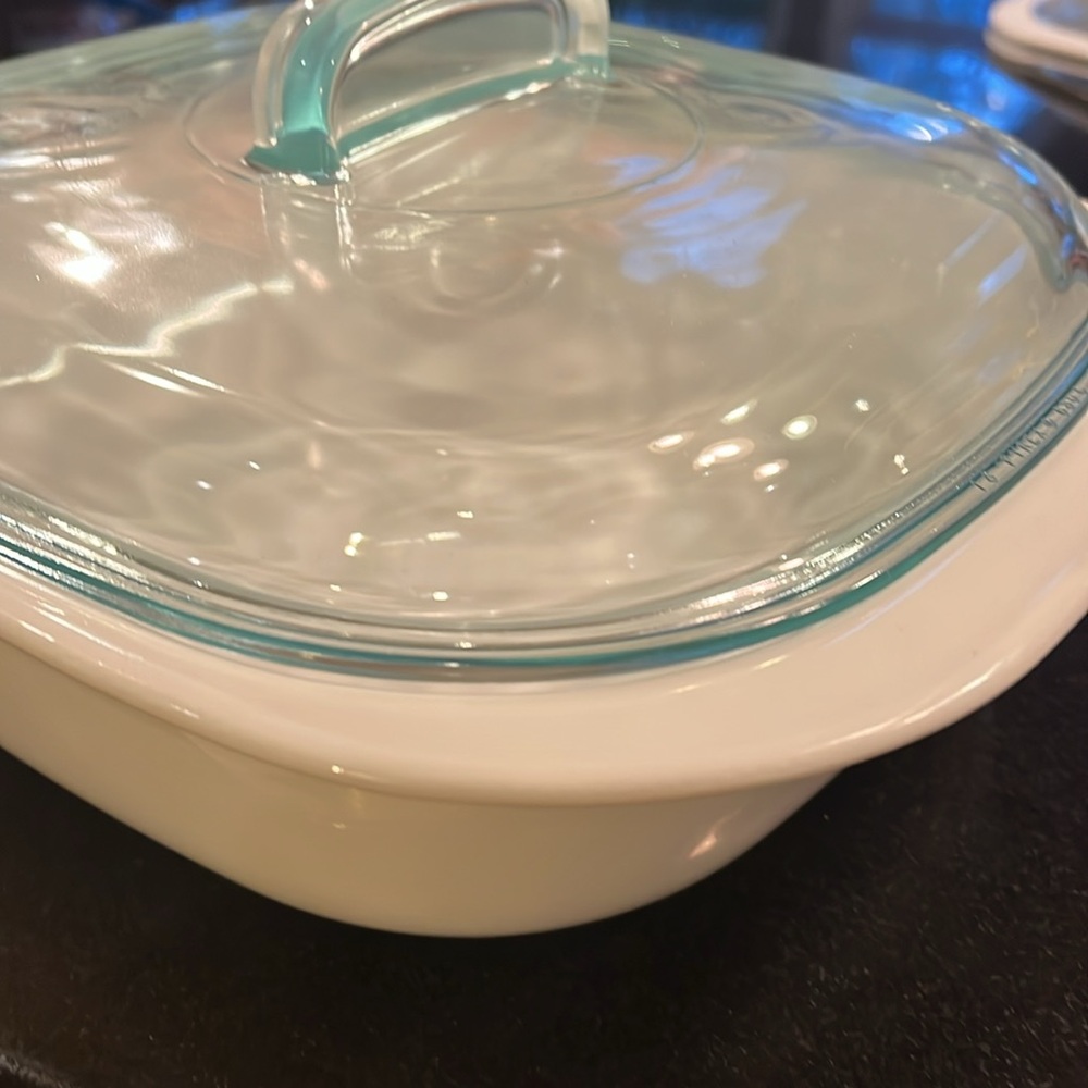 2.5 Qt Square Baker with Glass Lid & Plastic Lid Simply Lite by Corning - Picture 15 of 16